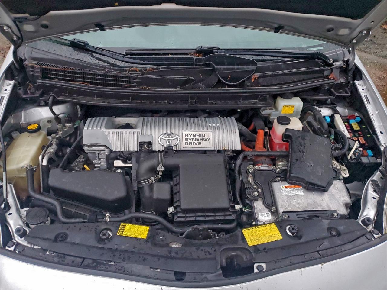 2012 TOYOTA PRIUS photo 34