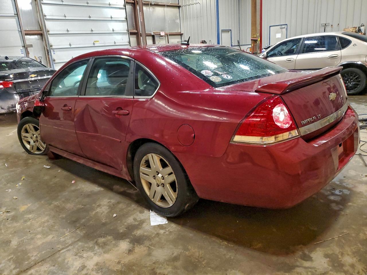 2010 CHEVROLET IMPALA LT photo 4
