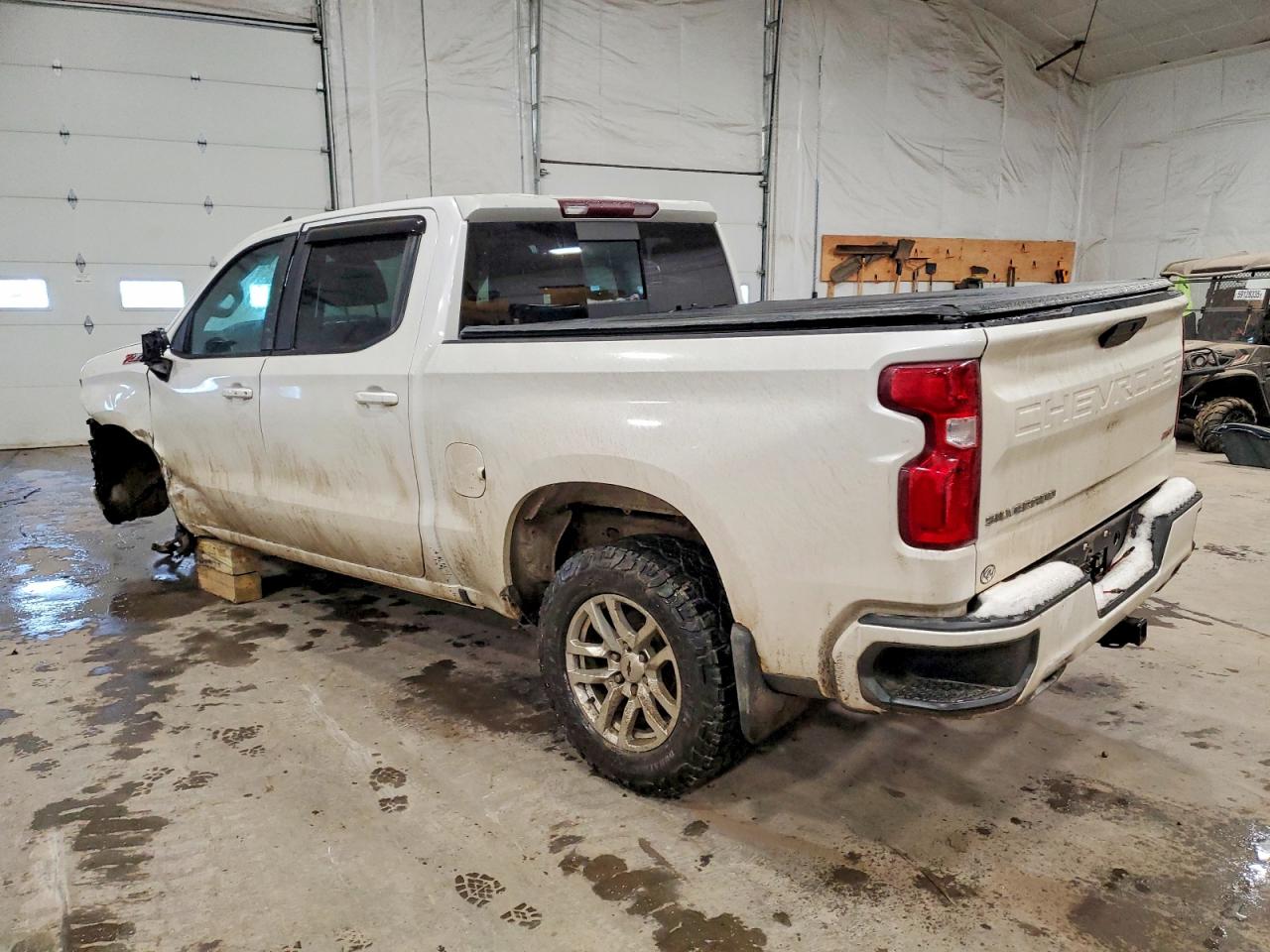 2020 CHEVROLET SILVERADO K1500 RST photo 3