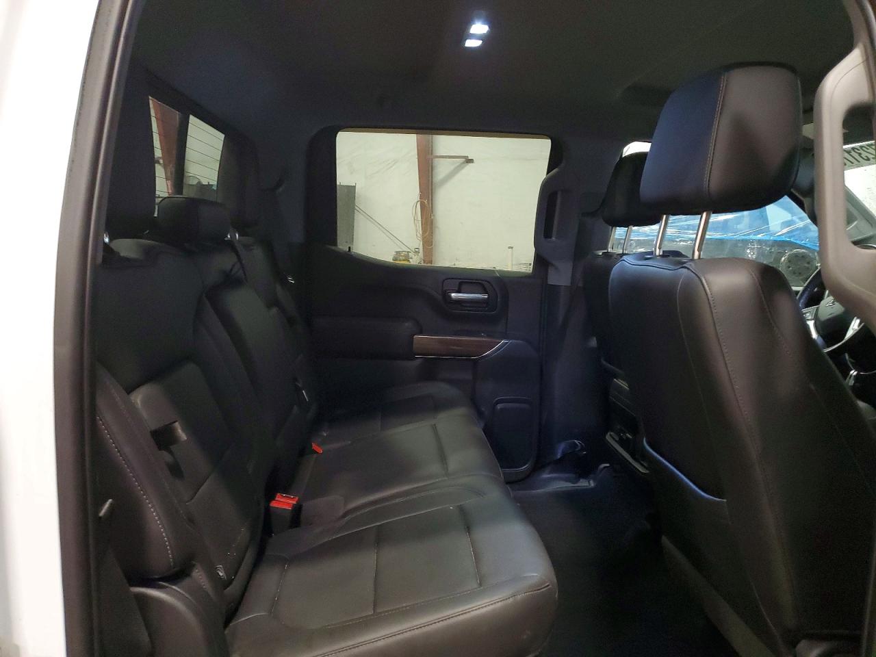 2020 CHEVROLET SILVERADO K1500 RST photo 19