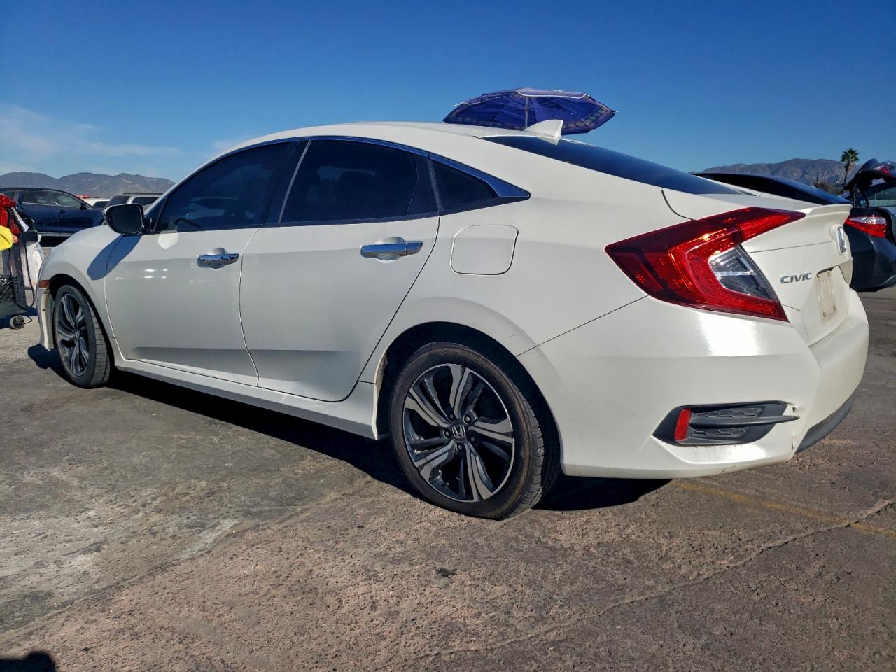 2016 HONDA CIVIC TOURING photo 4