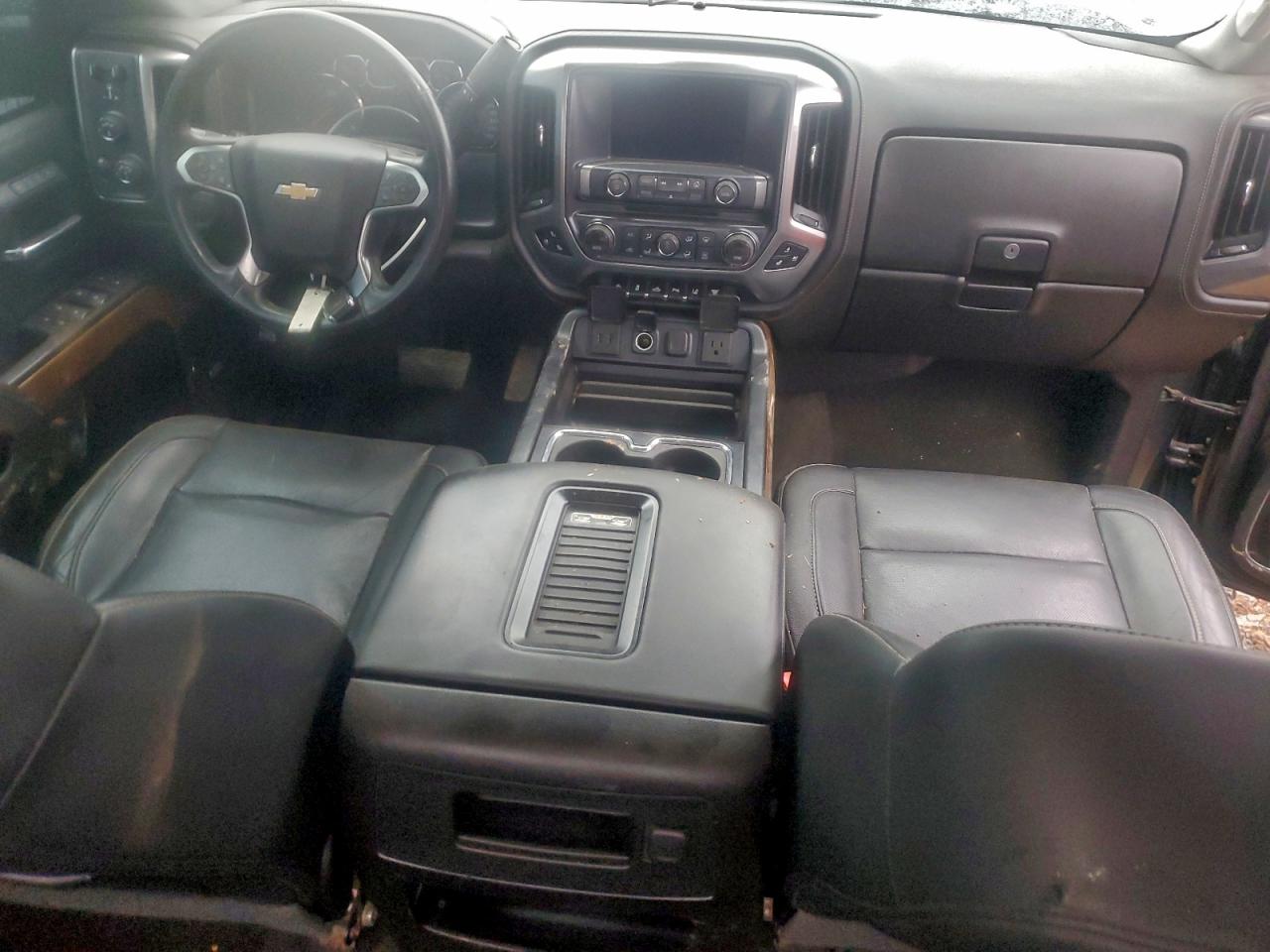 2017 CHEVROLET SILVERADO K3500 LTZ photo 8