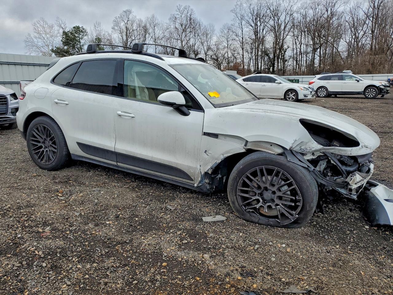 2017 PORSCHE MACAN photo 13