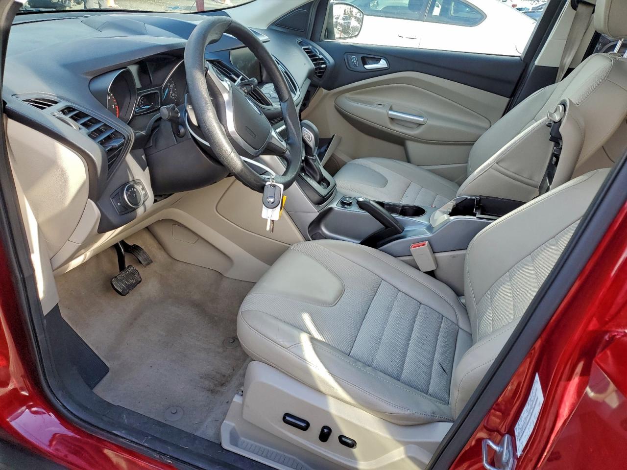2015 FORD ESCAPE SE photo 19