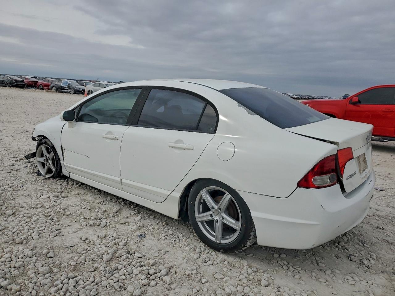 2011 HONDA CIVIC LX photo 2