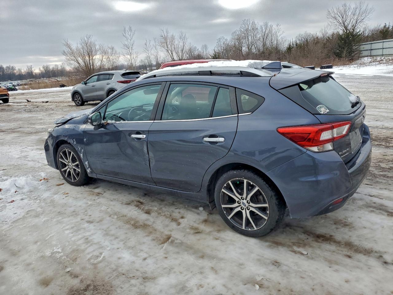 2017 SUBARU IMPREZA LIMITED photo 3