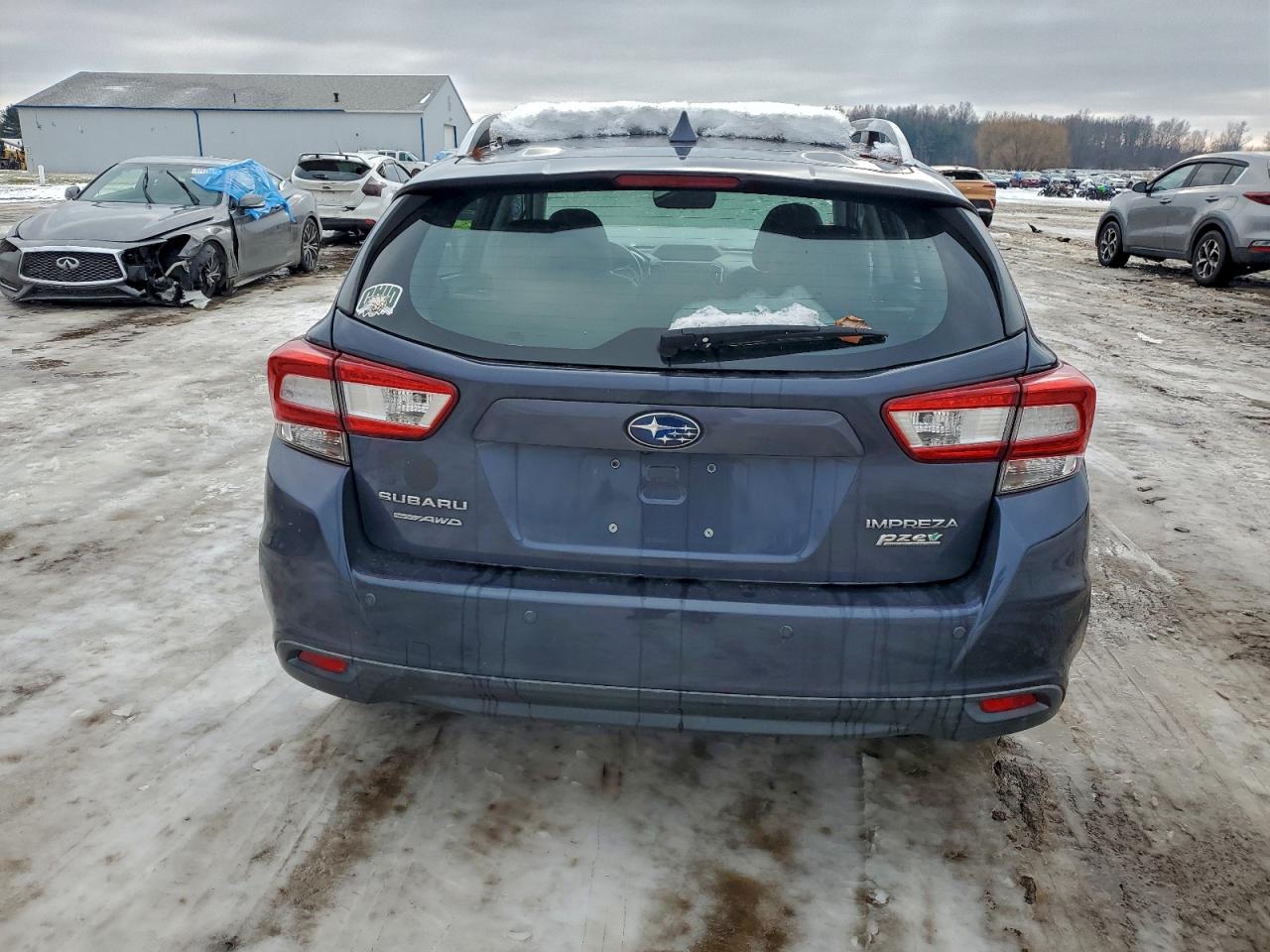 2017 SUBARU IMPREZA LIMITED photo 11