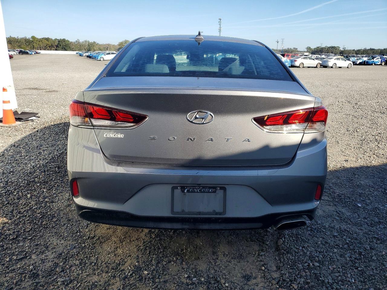 2018 HYUNDAI SONATA SEL photo 16