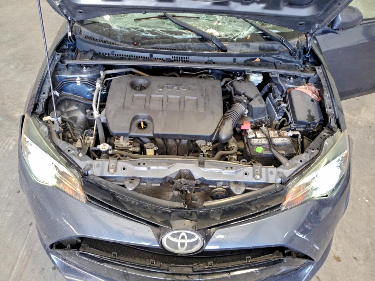 2019 TOYOTA COROLLA L photo 11