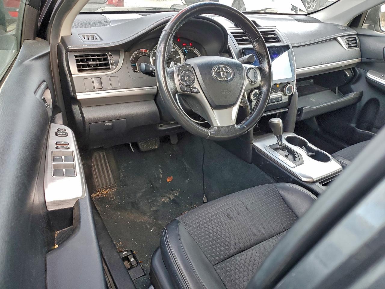 2012 TOYOTA CAMRY BASE photo 22