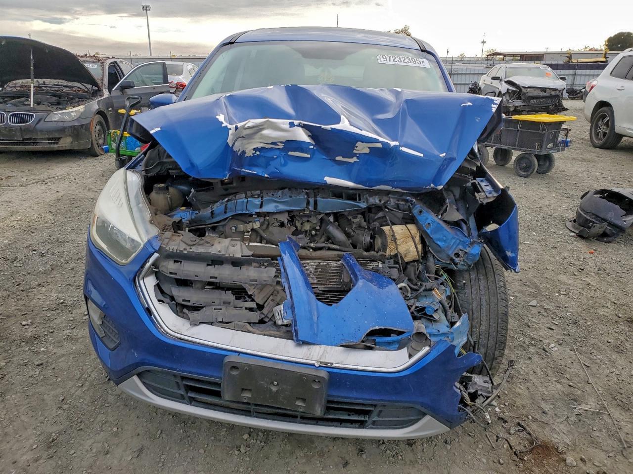 2017 FORD ESCAPE SE photo 9
