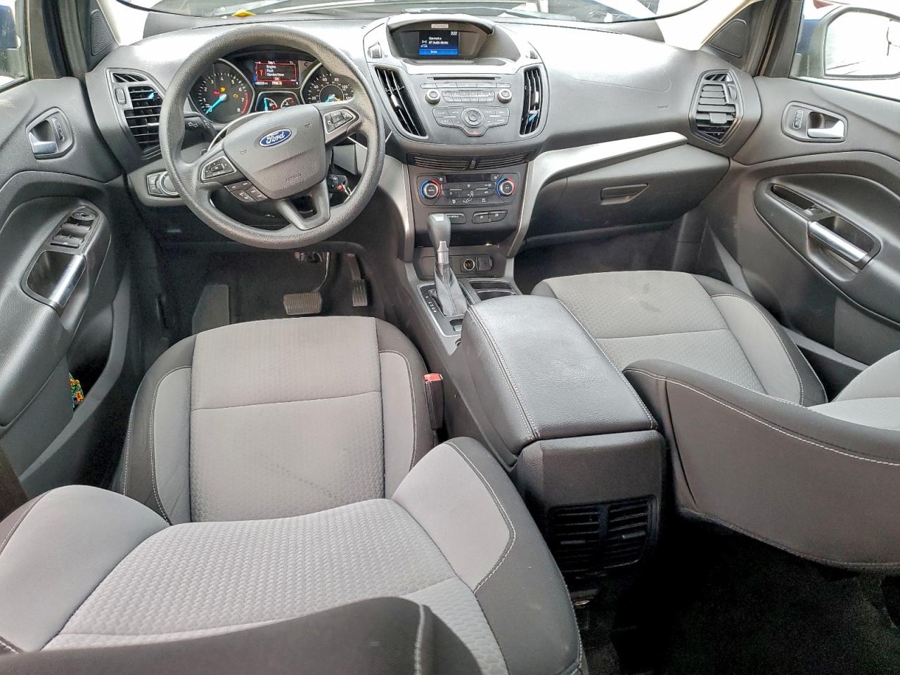 2017 FORD ESCAPE SE photo 15