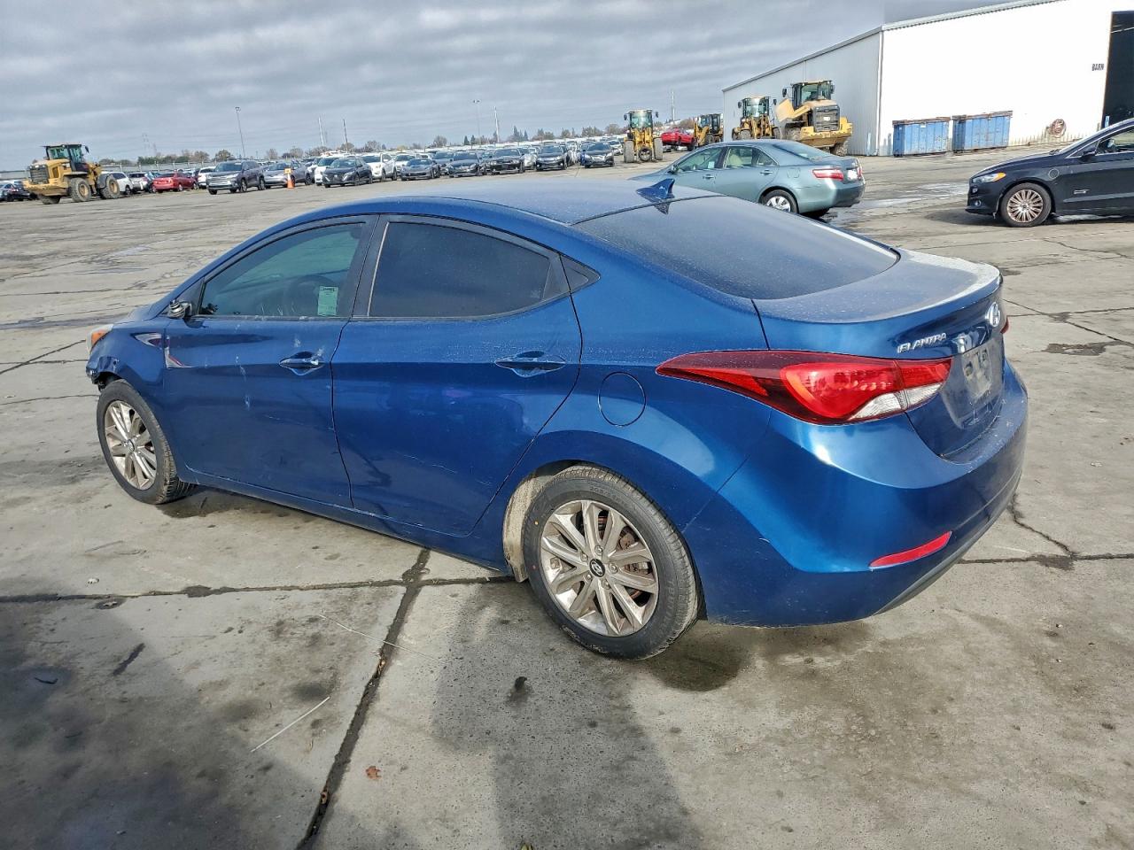 2014 HYUNDAI ELANTRA SE photo 2