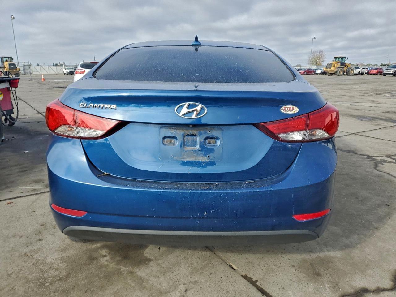 2014 HYUNDAI ELANTRA SE photo 6