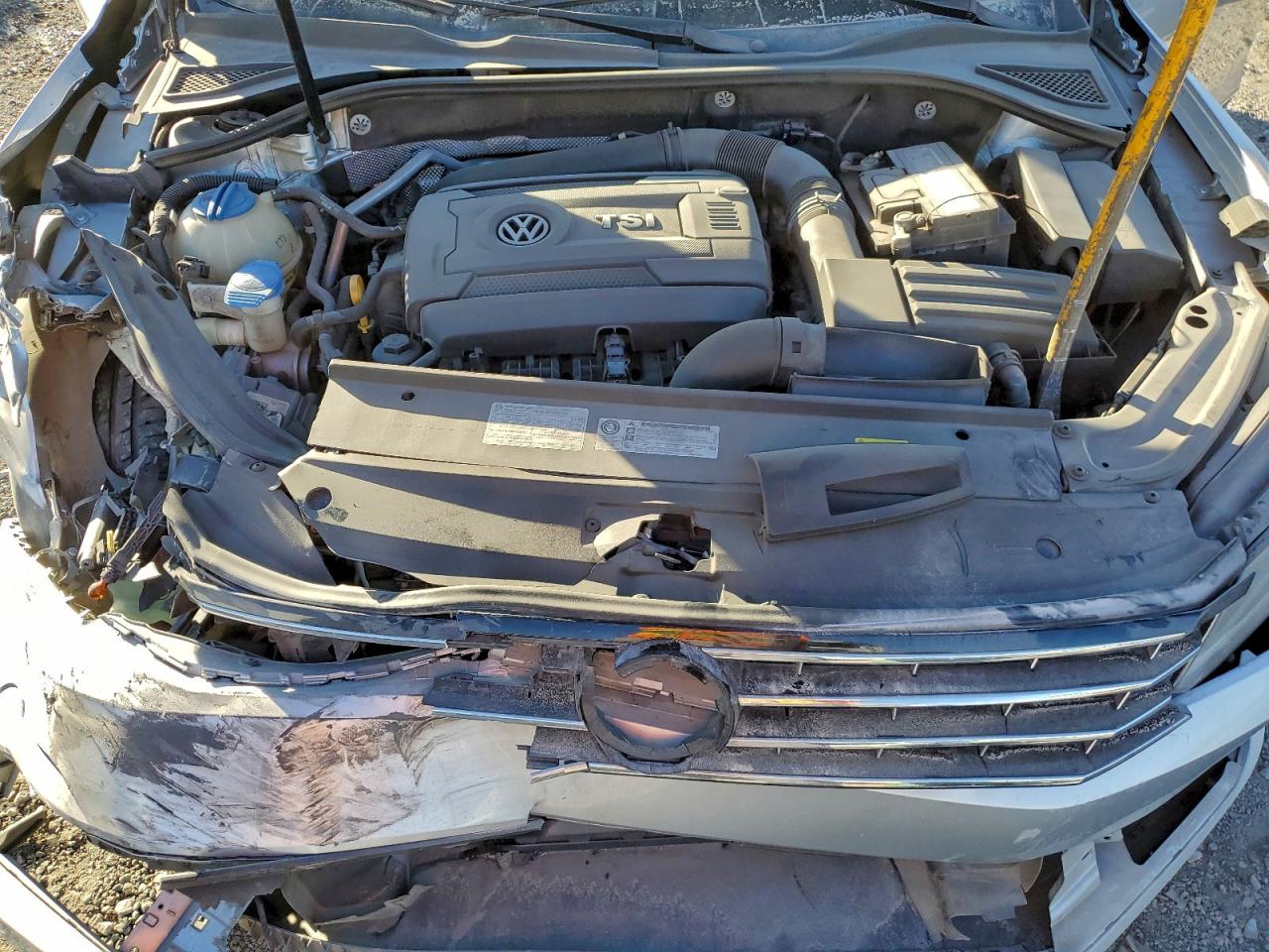 2017 VOLKSWAGEN PASSAT S photo 21