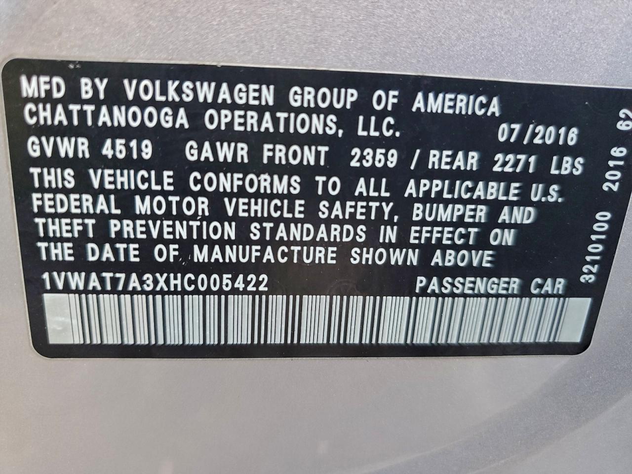 2017 VOLKSWAGEN PASSAT S photo 23