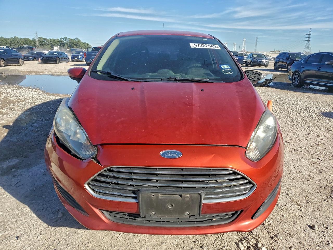 2019 FORD FIESTA SE photo 5