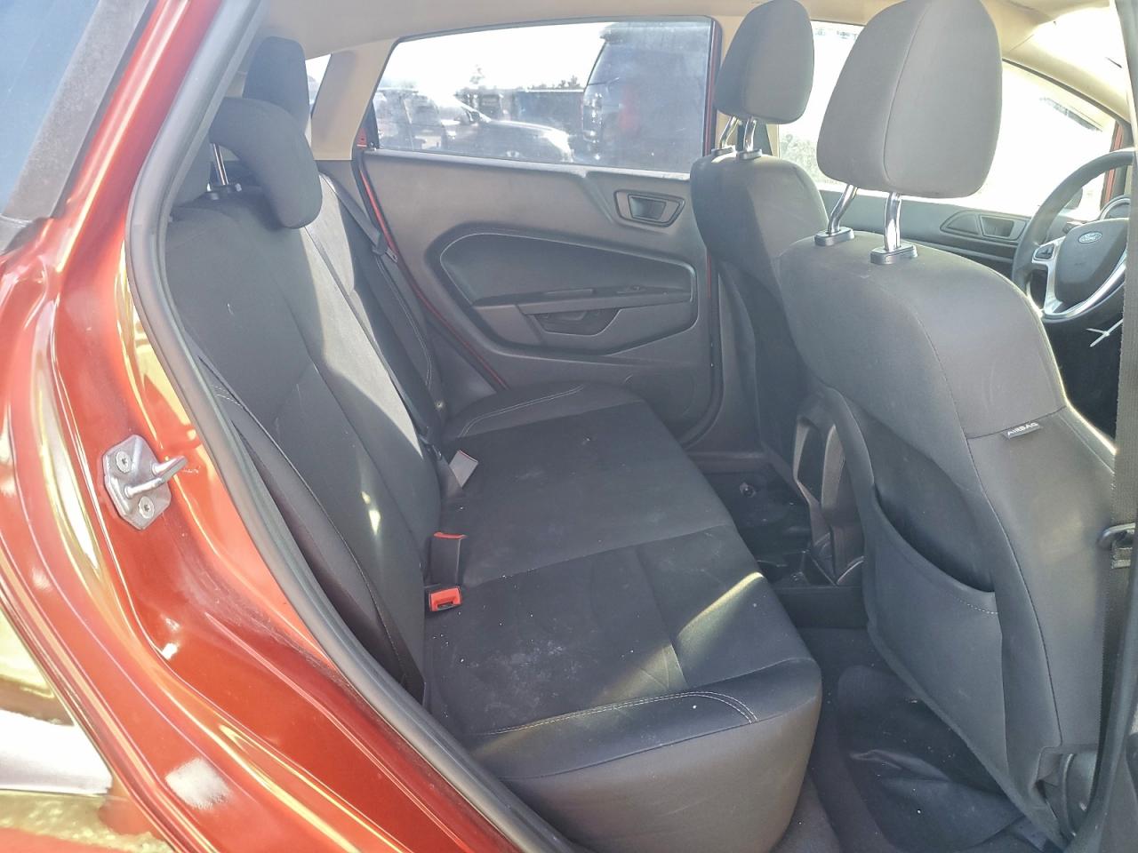 2019 FORD FIESTA SE photo 10