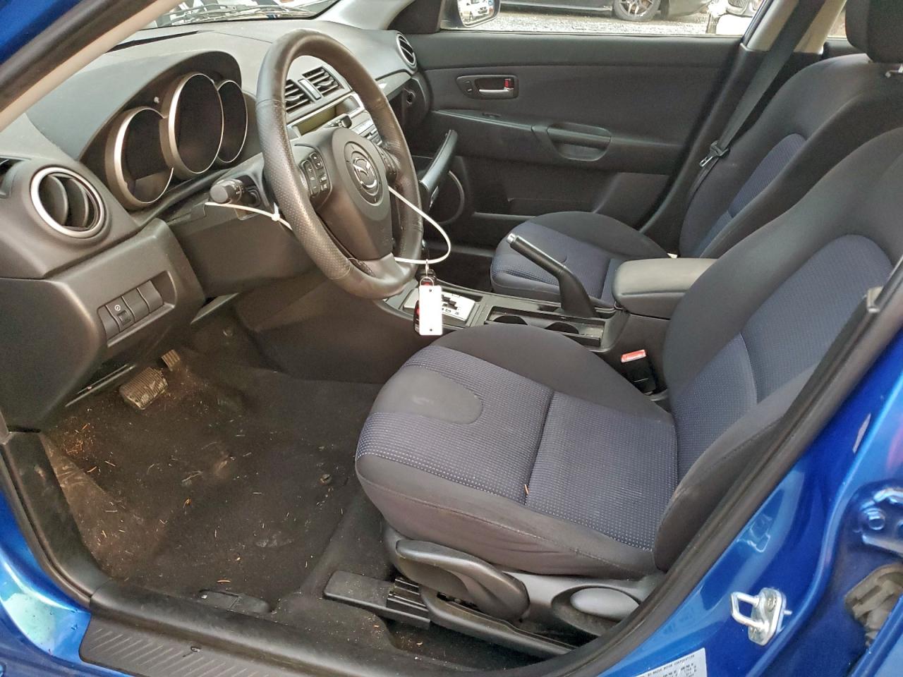 2005 MAZDA 3 HATCHBACK photo 13
