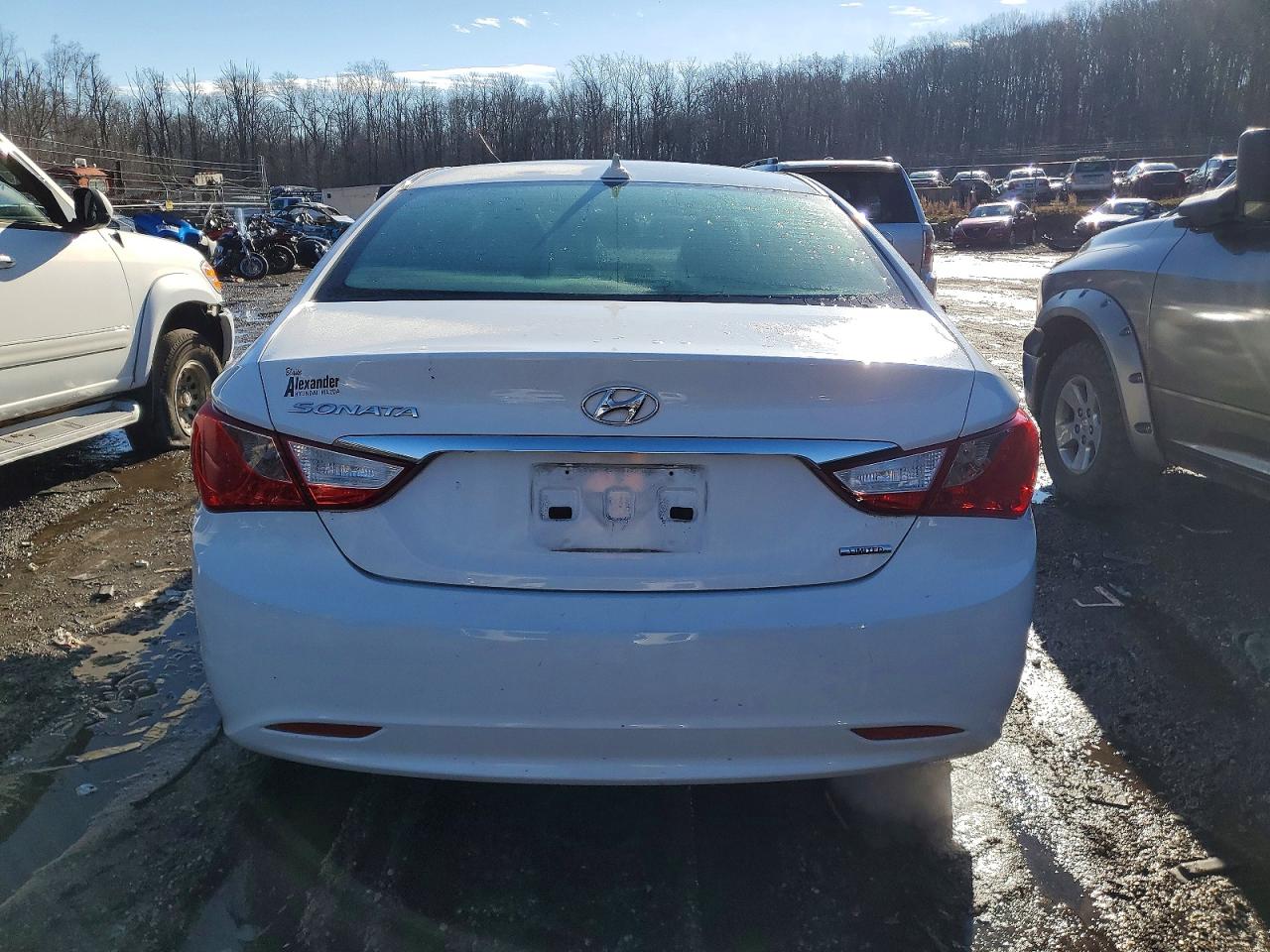 2013 HYUNDAI SONATA SE photo 11