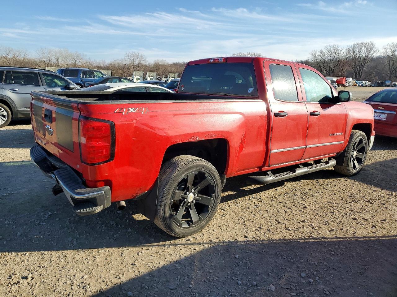 2015 CHEVROLET SILVERADO K1500 LT photo 3