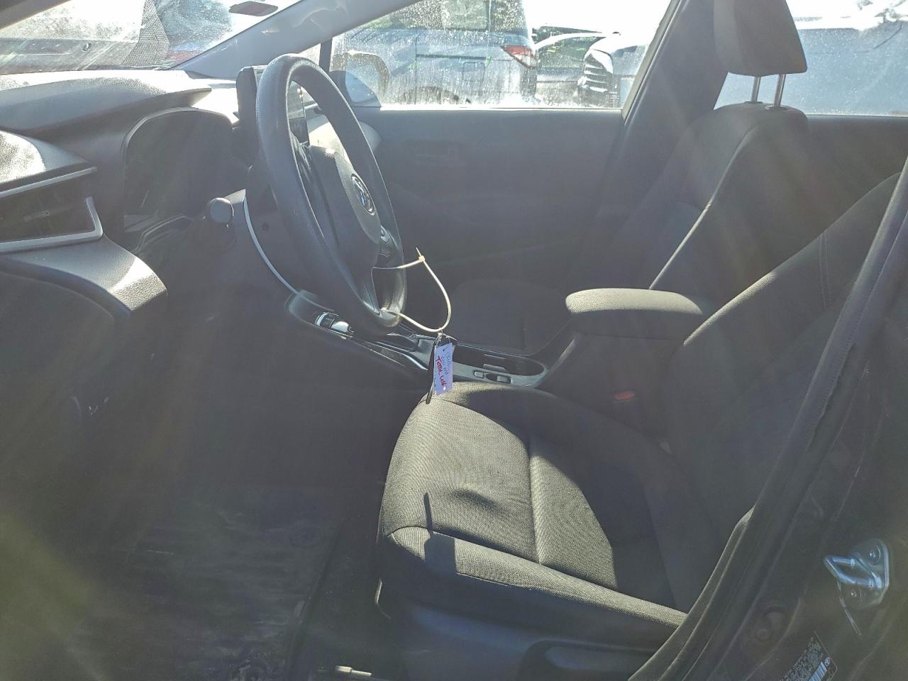 2025 TOYOTA COROLLA LE photo 7