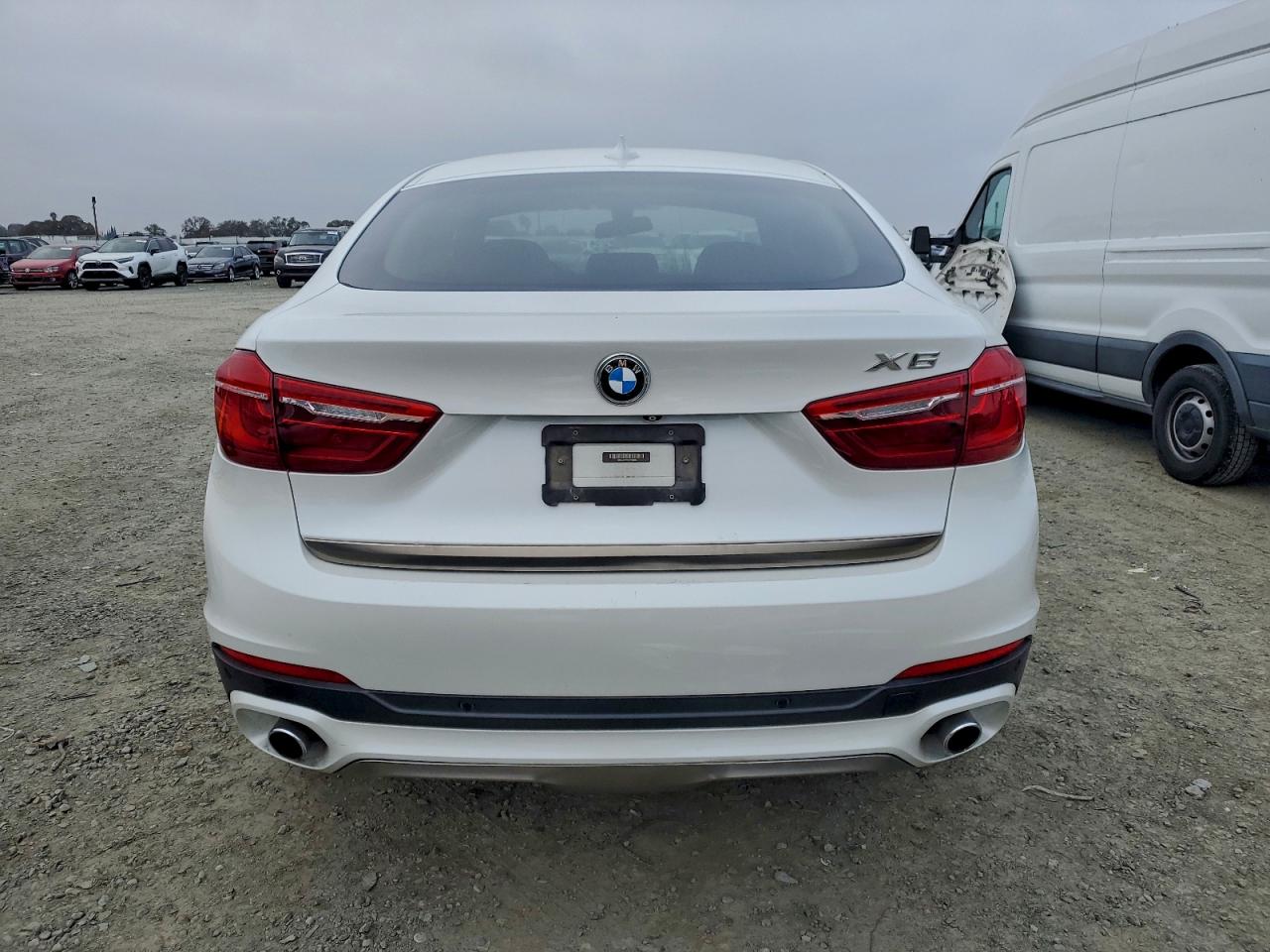 2015 BMW X6 XDRIVE35I photo 11