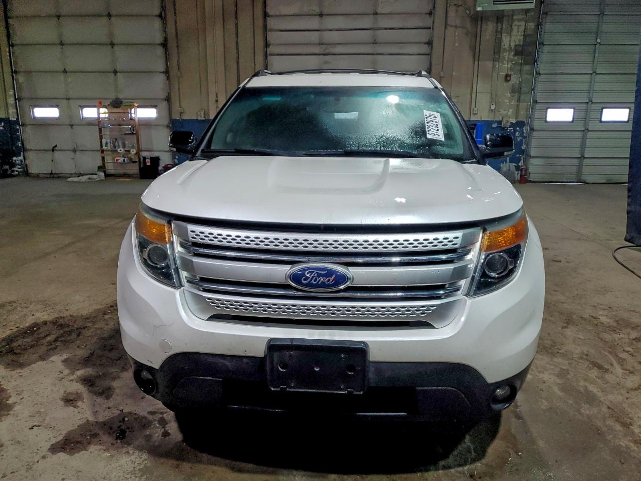 2011 FORD EXPLORER XLT photo 13