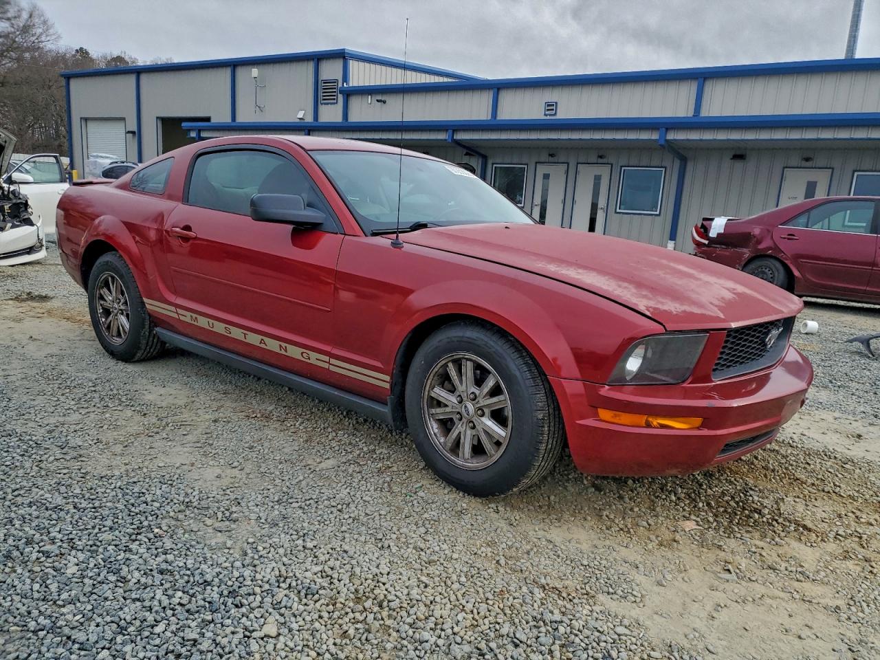 2008 FORD MUSTANG photo 4