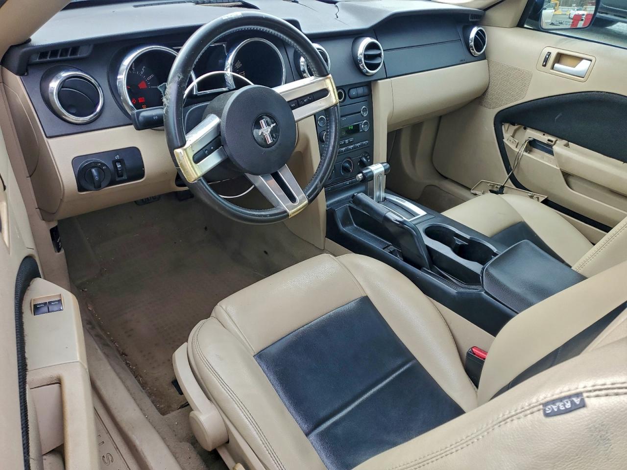 2008 FORD MUSTANG photo 8