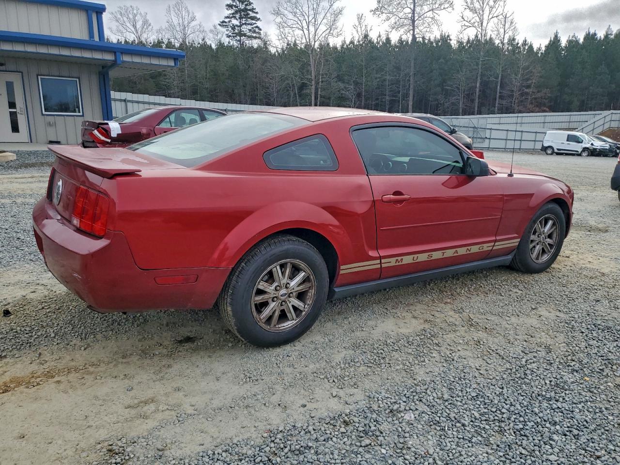 2008 FORD MUSTANG photo 3