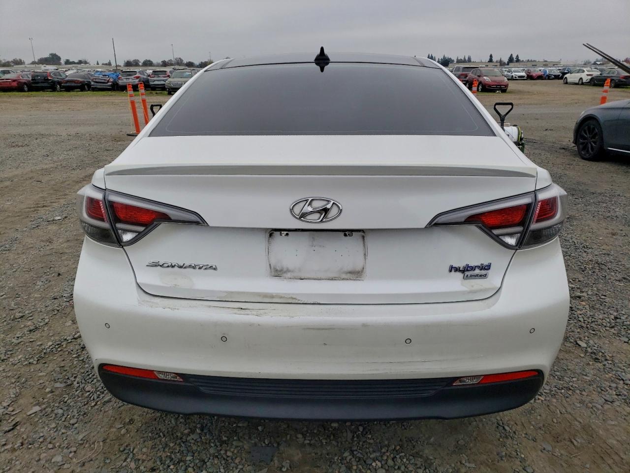 2016 HYUNDAI SONATA HYBRID photo 6