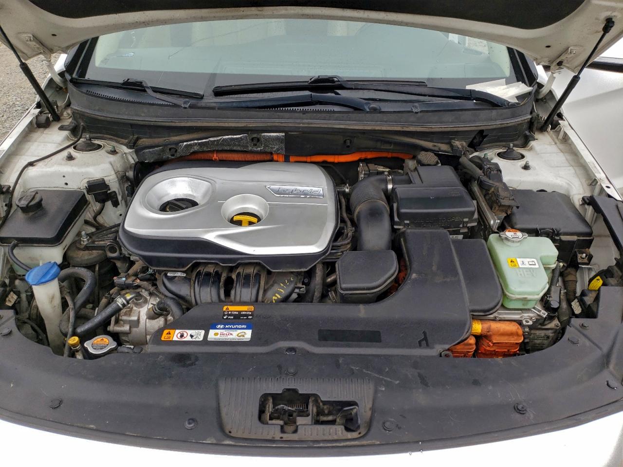 2016 HYUNDAI SONATA HYBRID photo 11
