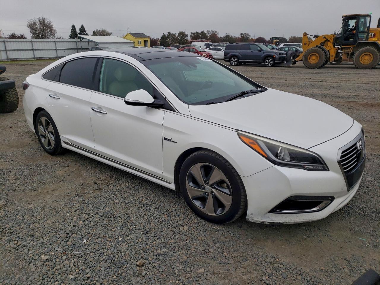 2016 HYUNDAI SONATA HYBRID photo 4