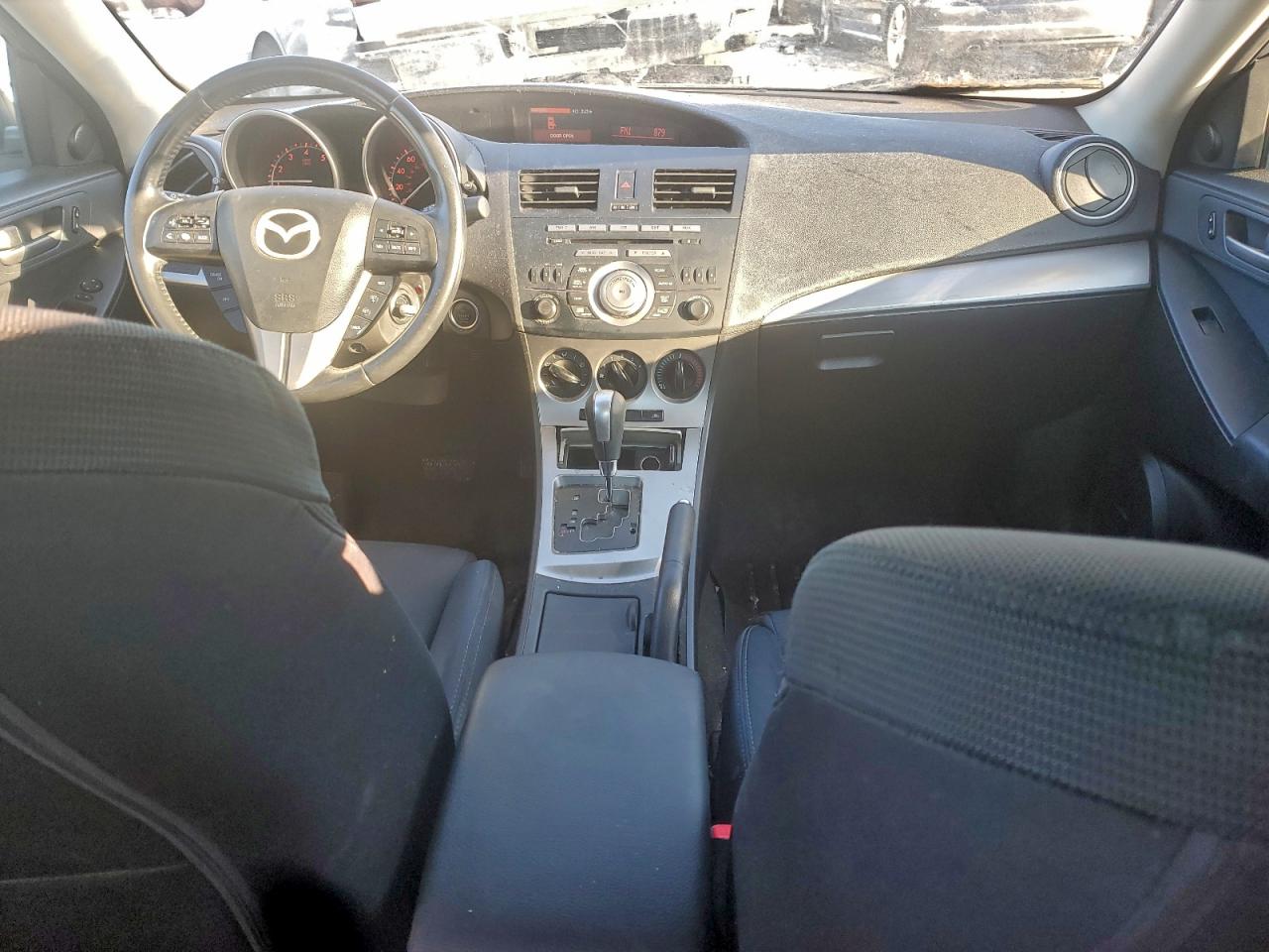 2010 MAZDA 3 S photo 22