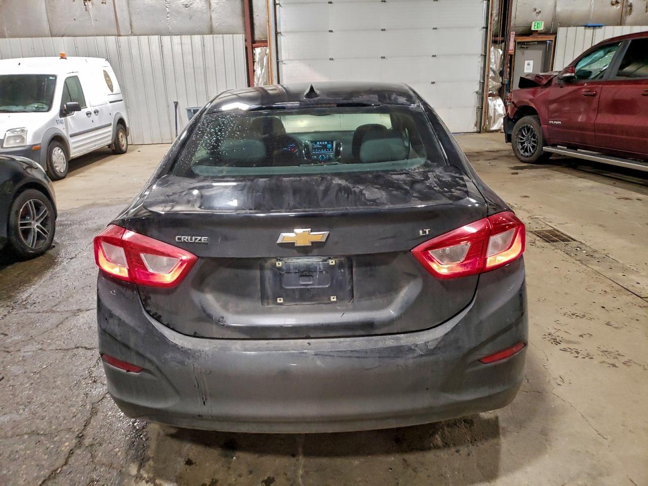 2017 CHEVROLET CRUZE LT photo 6