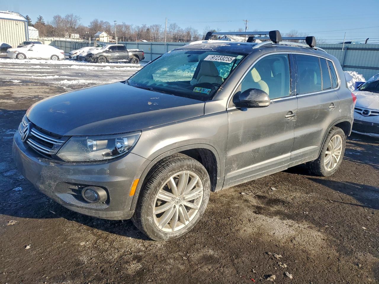 2012 VOLKSWAGEN TIGUAN
