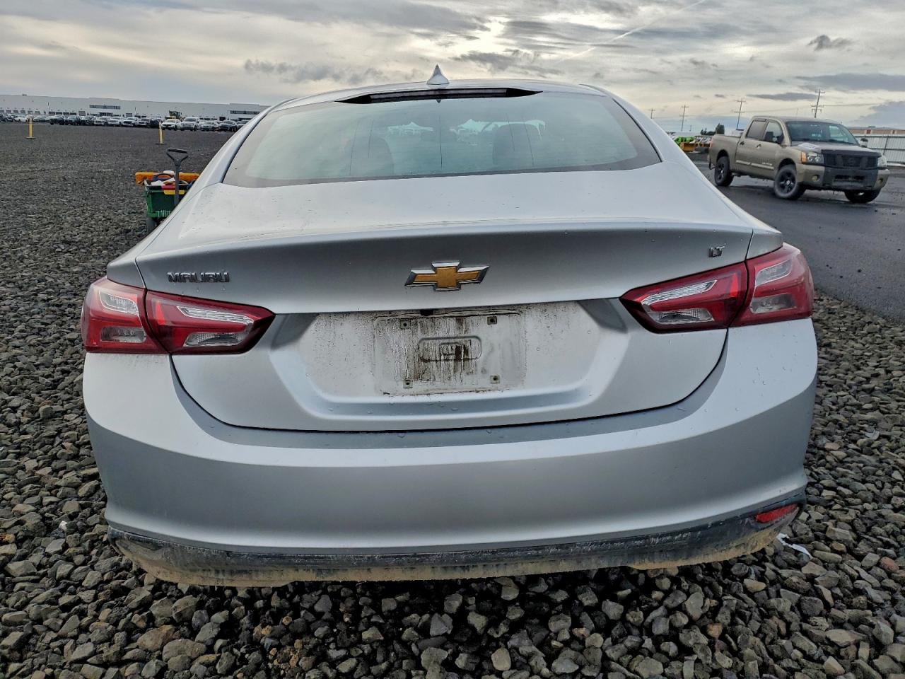 2020 CHEVROLET MALIBU LT photo 6