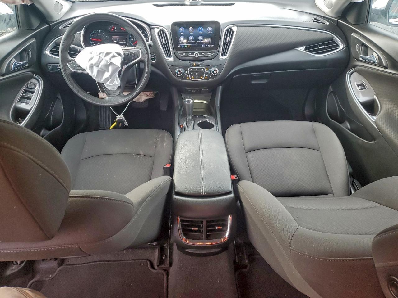 2020 CHEVROLET MALIBU LT photo 8