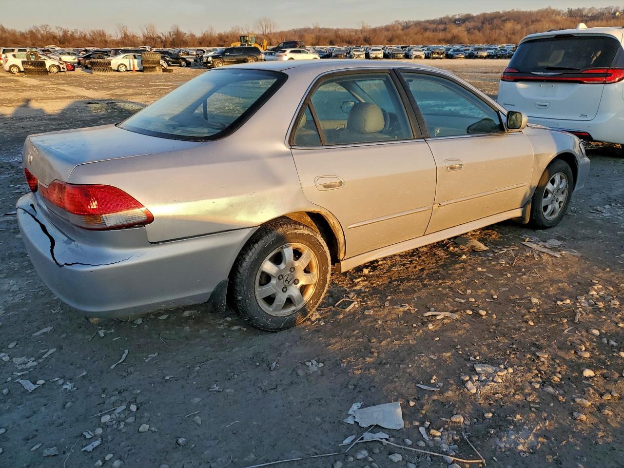 2002 HONDA ACCORD EX photo 3