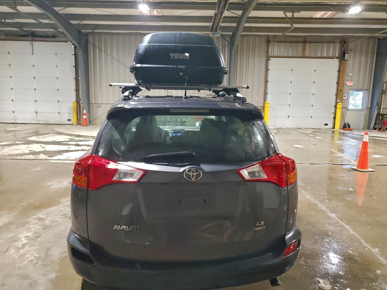 2015 TOYOTA RAV4 LE photo 6