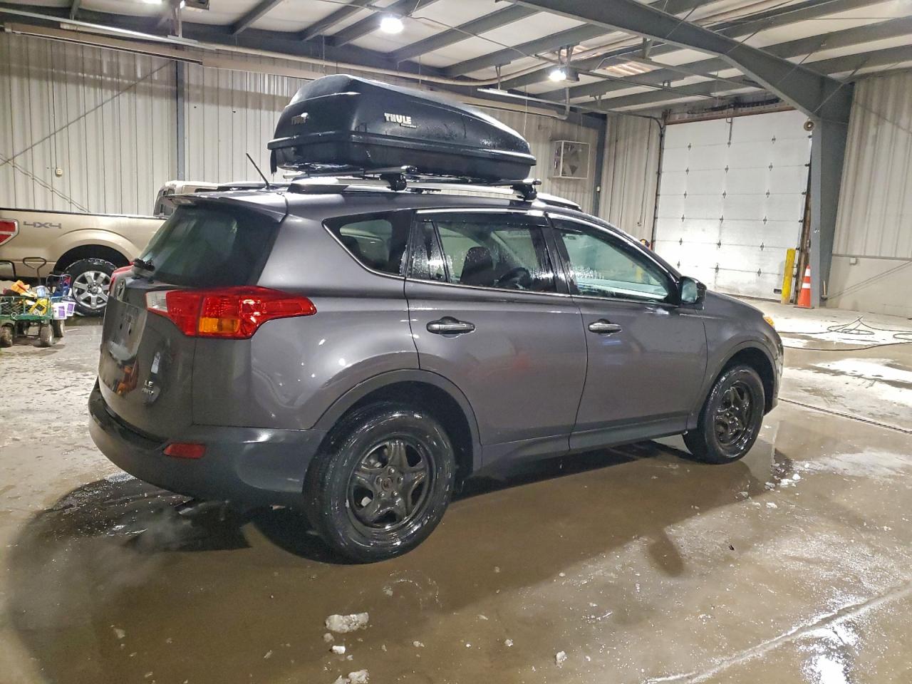 2015 TOYOTA RAV4 LE photo 3
