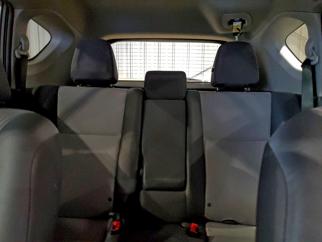 2015 TOYOTA RAV4 LE photo 10