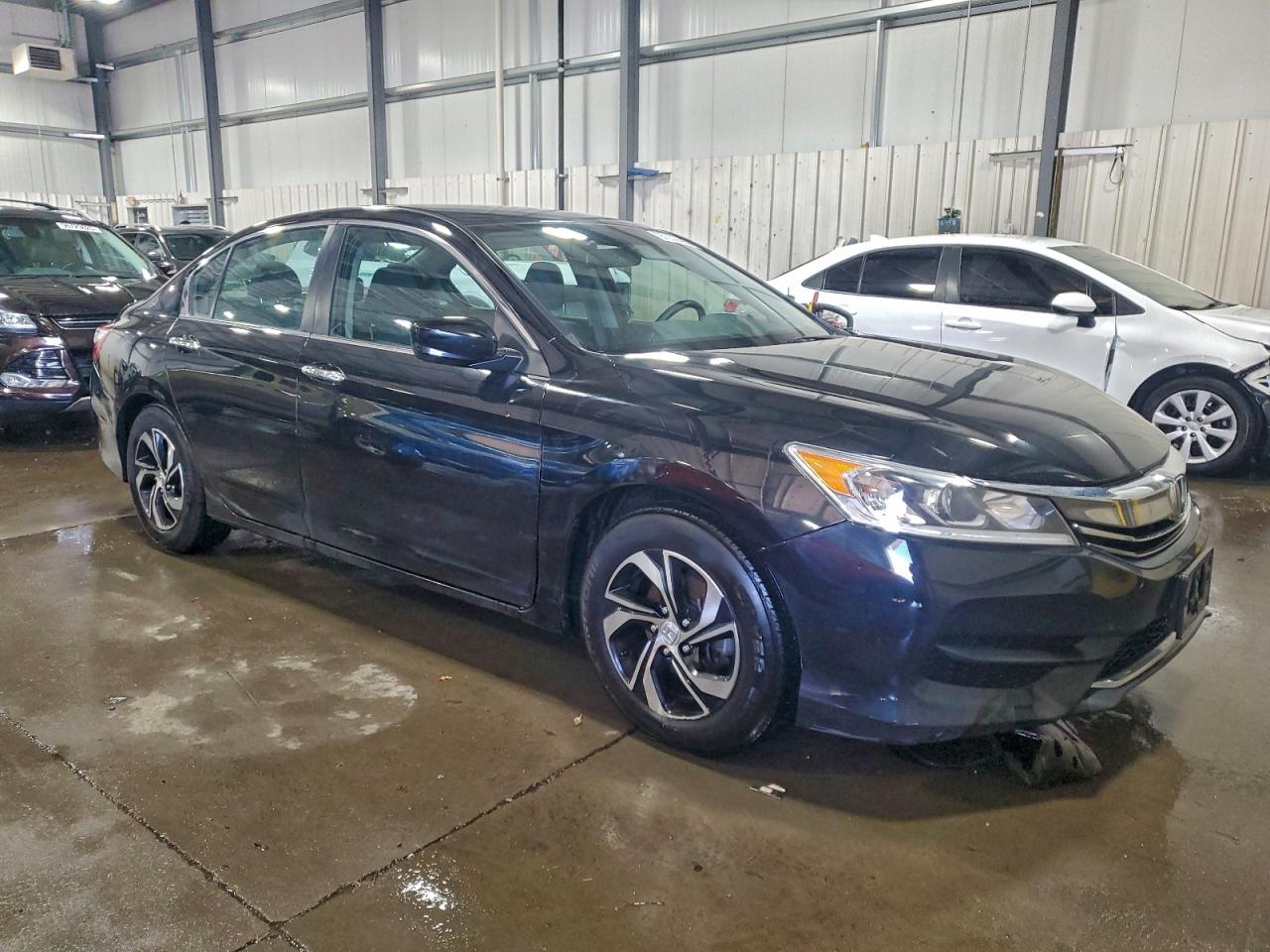 2016 HONDA ACCORD LX photo 4