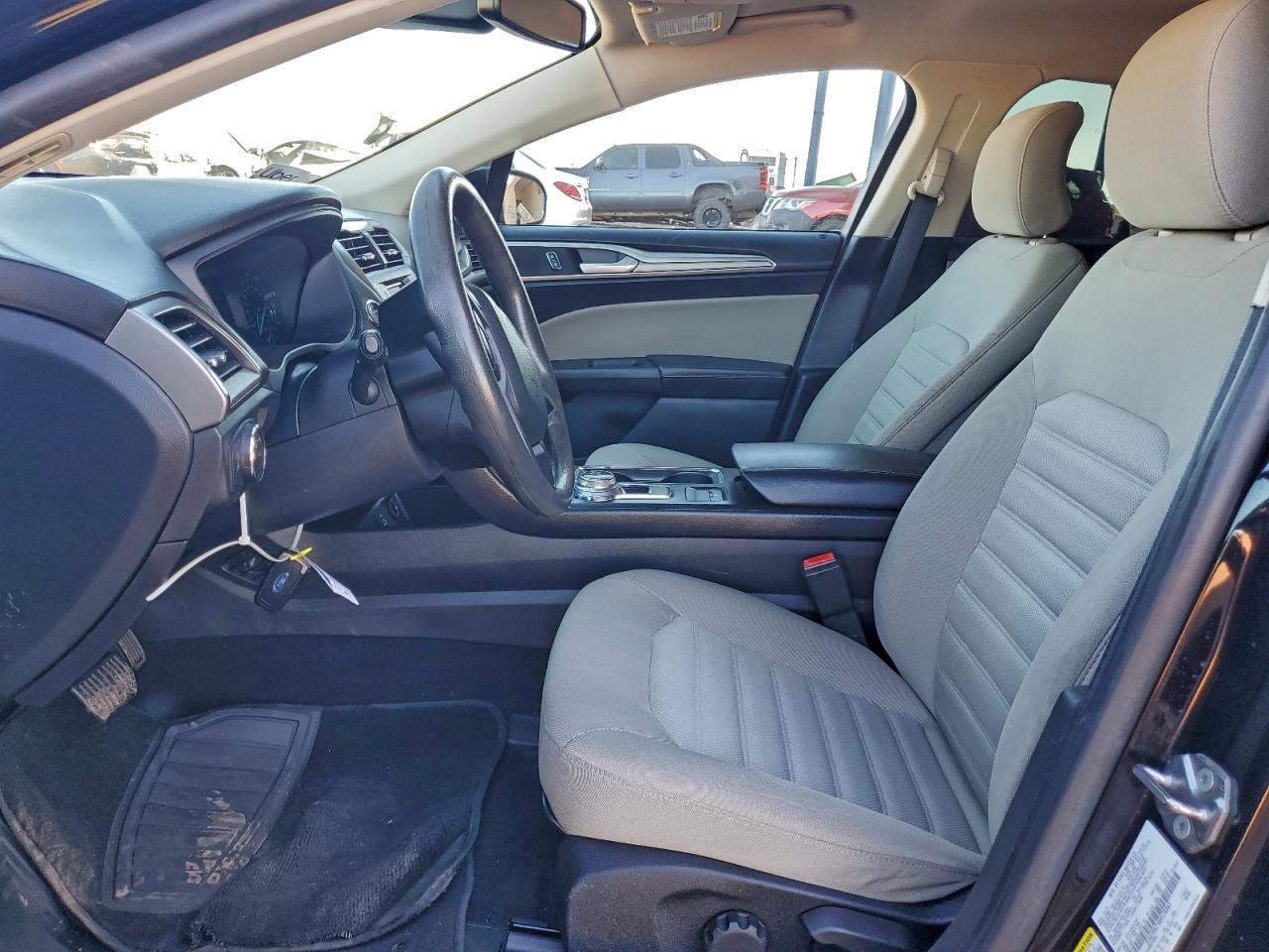 2019 FORD FUSION S photo 13