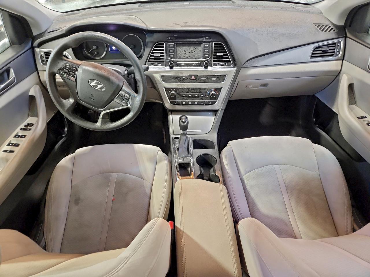 2015 HYUNDAI SONATA SE photo 8