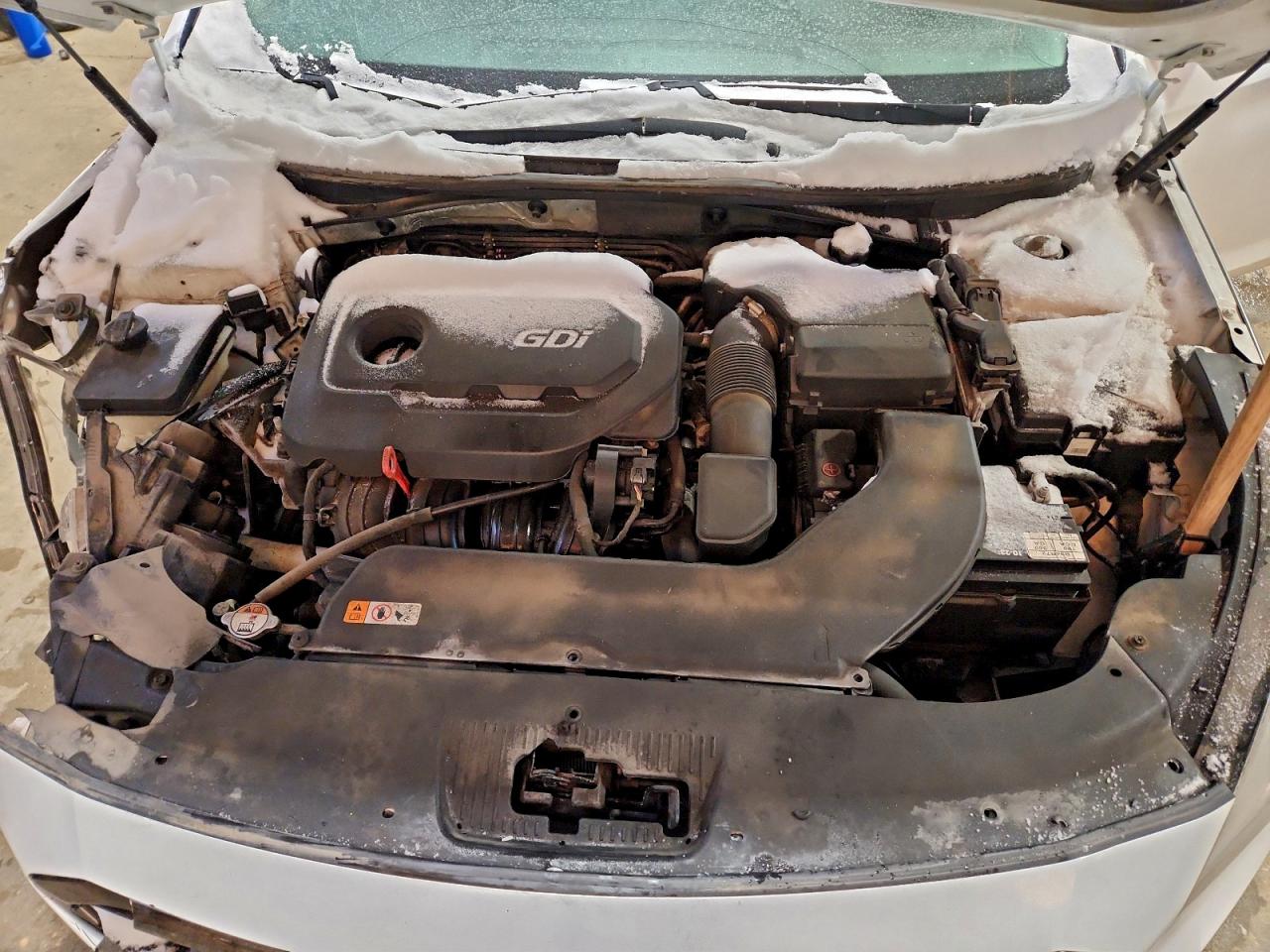 2015 HYUNDAI SONATA SE photo 11