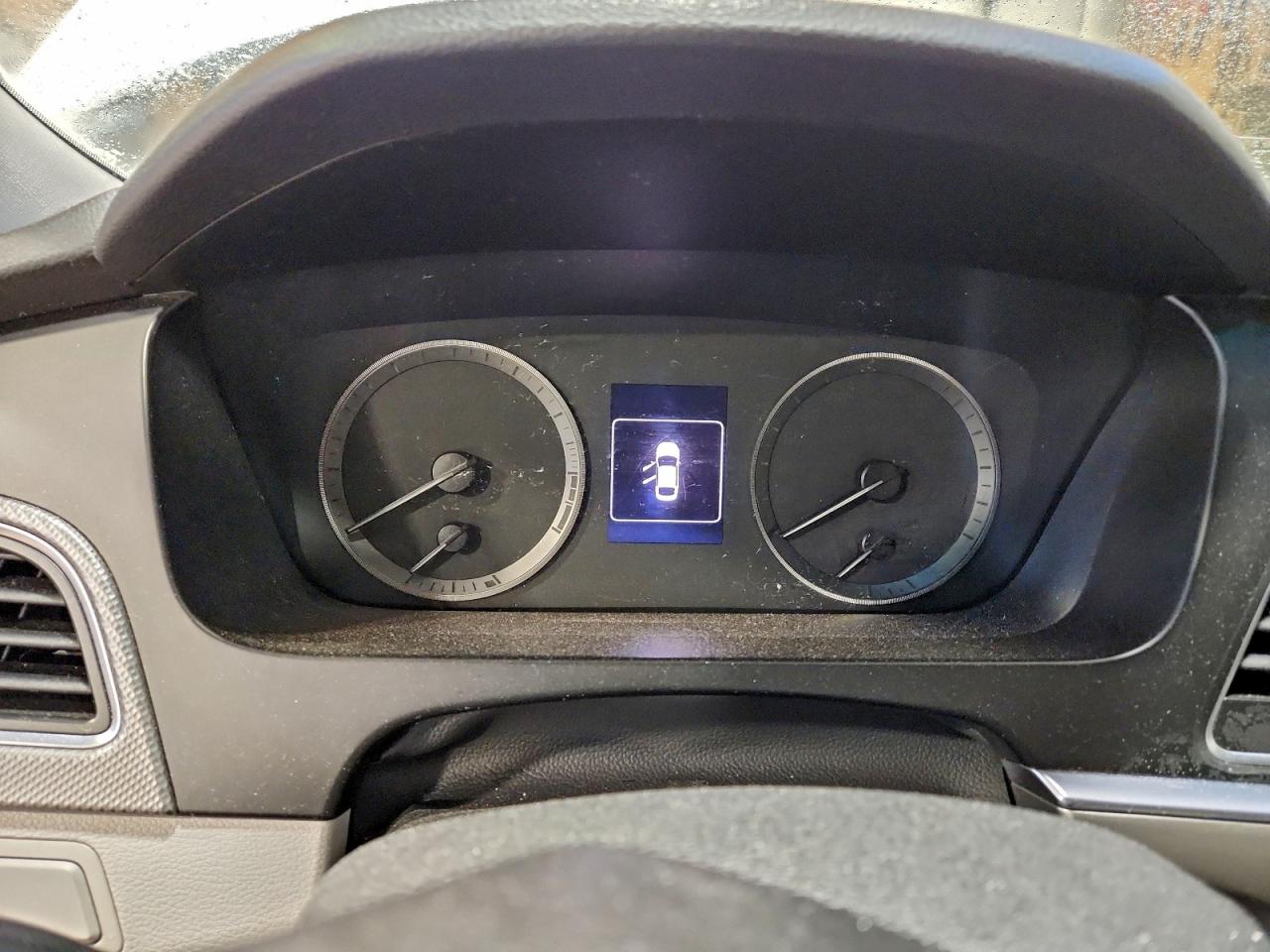 2015 HYUNDAI SONATA SE photo 9