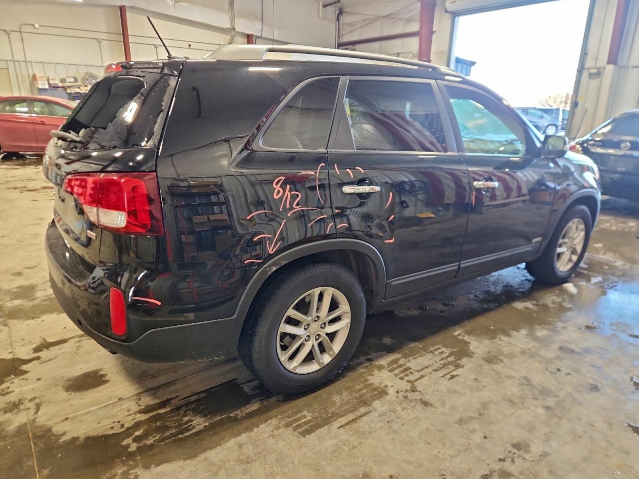 2015 KIA SORENTO LX photo 3