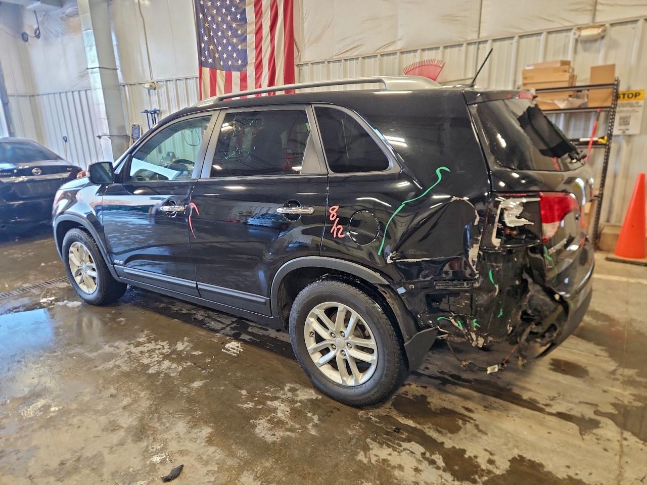 2015 KIA SORENTO LX photo 2